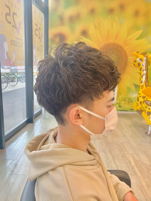 ジェットモヒカン風マッシュ ヘアカタログ 美容室 Nyny Mothers イオンモール四條畷店 西山 賢志 ヘアサロン 美容院 ニューヨークニューヨーク ジェットモヒカン風マッシュ ヘアカタログ 美容室 Nyny Mothers イオンモール四條畷店 西山 賢志 ヘアサロン 美容院 ニューヨークニューヨーク