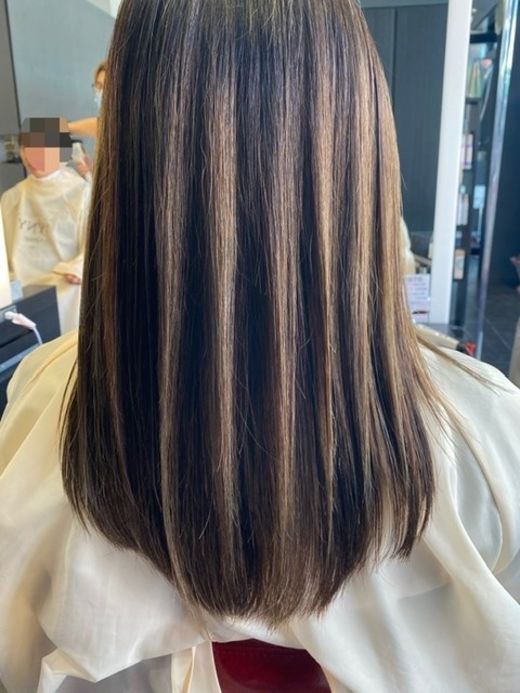 Nyny 岩破 ハイライトで白髪気にならない ヘアカタログ 美容室 Nyny 加古川店 岩破 瑞希 ヘアサロン 美容院 ニューヨークニューヨーク Nyny 岩破 ハイライトで白髪気にならない ヘアカタログ 美容室 Nyny 加古川店 岩破 瑞希 ヘアサロン 美容院 ニューヨークニューヨーク