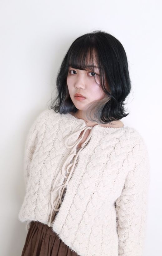 インナーボブシルバーグレージュ ヘアカタログ 美容室 Nyny 三宮本店 藤澤 一成 ヘアサロン 美容院 ニューヨークニューヨーク