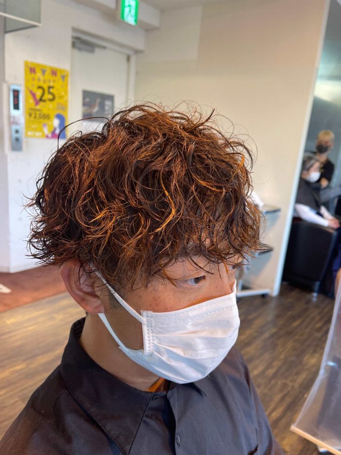 スパイラルとツイスパの違いについて コラム 美容室 Nyny 河原町三条店 須藤 勇気 ヘアサロン 美容院 ニューヨークニューヨーク スパイラルとツイスパの違いについて コラム 美容室 Nyny 河原町三条店 須藤 勇気 ヘアサロン 美容院 ニューヨークニューヨーク