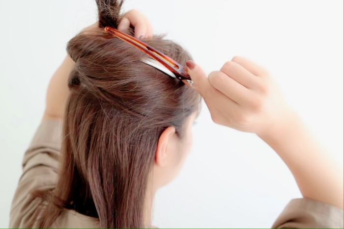 毎日巻きたくなる簡単スタイリング方を細かく解説 ミディアムヘアの基本スタイリングと応用編 コラム 美容室 Nyny Mothers 京阪百貨店住道店 小棹 麻美 ヘアサロン 美容院 ニューヨークニューヨーク 毎日巻きたくなる簡単スタイリング方を細かく解説 ミディアムヘアの基本スタイリングと応用編 コラム 美容室 Nyny Mothers 京阪百貨店住道店 小棹 麻美 ヘアサロン 美容院 ニューヨークニューヨーク