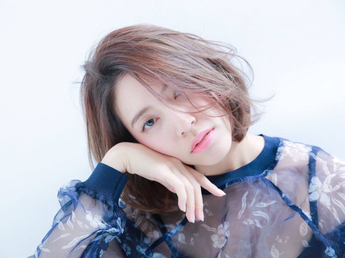 ヘアカラーの色持ちを良くするのは 実はシャンプーではなかった プロが教える本当の優先順位 コラム 美容室 Nyny 三宮本店 津田 真典 ヘアサロン 美容院 ニューヨークニューヨーク ヘアカラーの色持ちを良くするのは 実はシャンプーではなかった プロが教える本当の優先順位 コラム 美容室 Nyny 三宮本店 津田 真典 ヘアサロン 美容院 ニューヨークニューヨーク