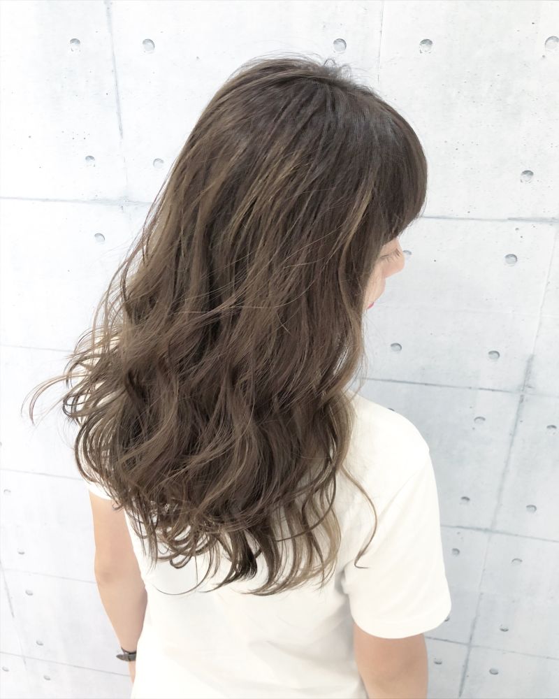 ブリーチあり アッシュベージュ ヘアカタログ 美容室 Nyny 松井山手店 打越 裕樹 ヘアサロン 美容院 ニューヨークニューヨーク