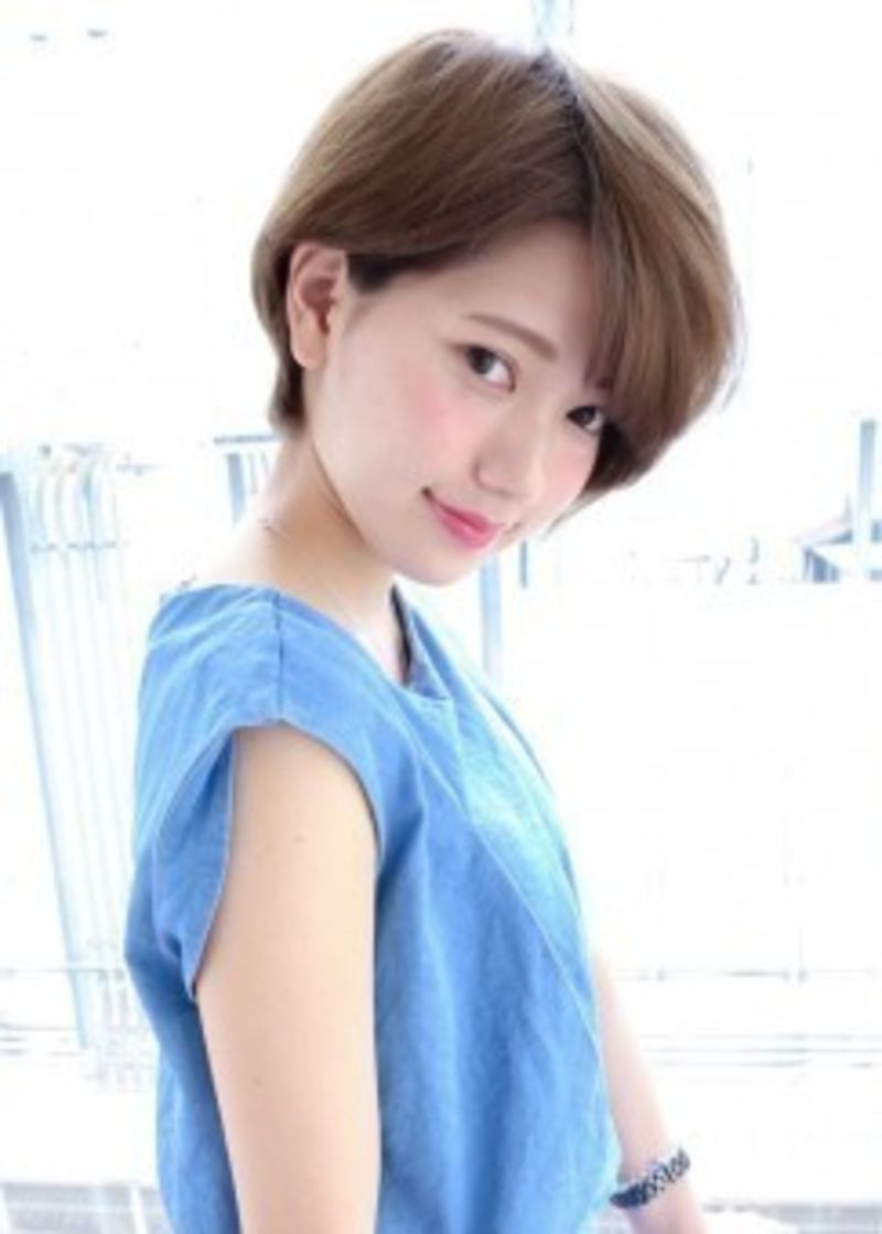 綺麗なフォルムのショートカット アッシュベージュ ヘアカタログ 美容室 Nyny 大久保店 小田 佳紀 ヘアサロン 美容院 ニューヨークニューヨーク