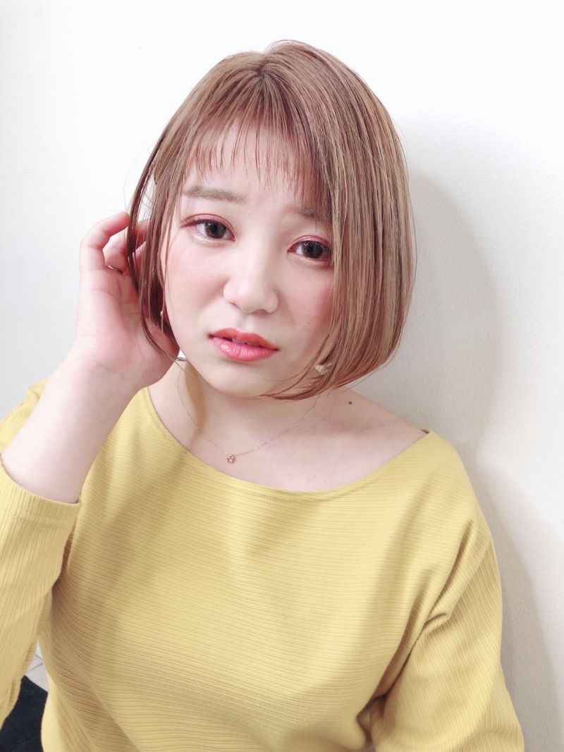 ベージュカラー 耳かけシースルーバングボブ ヘアカタログ 美容室 Nyny 大久保店 門田 恭弥 ヘアサロン 美容院 ニューヨークニューヨーク