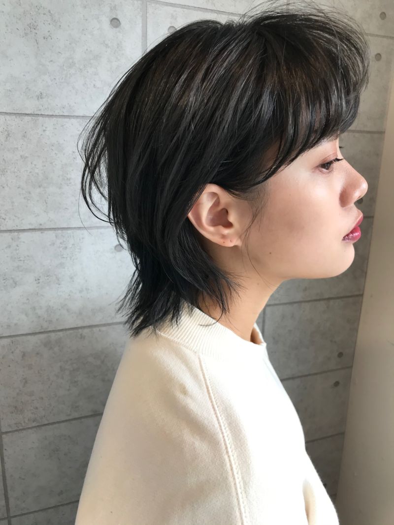 小顔カット マッシュウルフのショート ヘアカタログ 美容室 Nyny