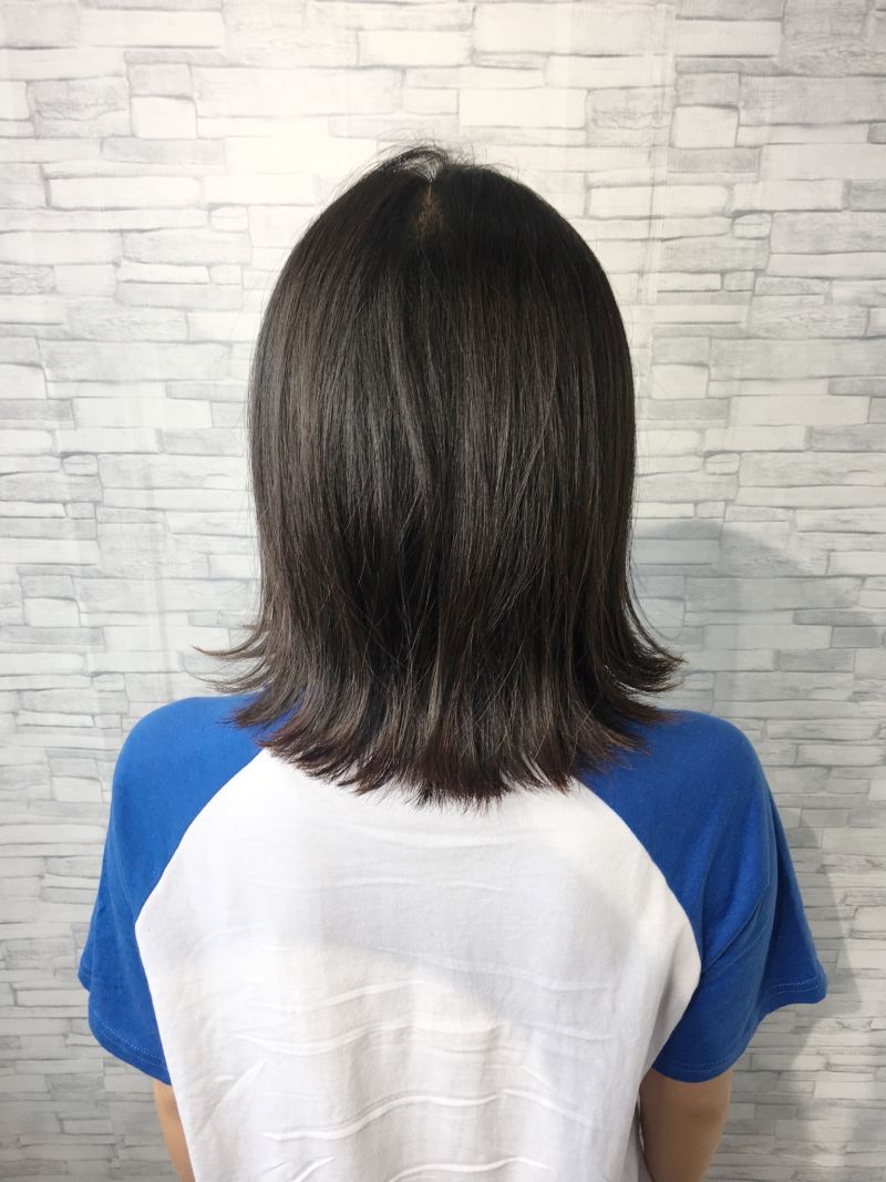 カジュアル外はねボブ｜ヘアカタログ 美容室 NYNY 松井山手店 足立 磨咲｜ヘアサロン・美容院｜ニューヨークニューヨーク