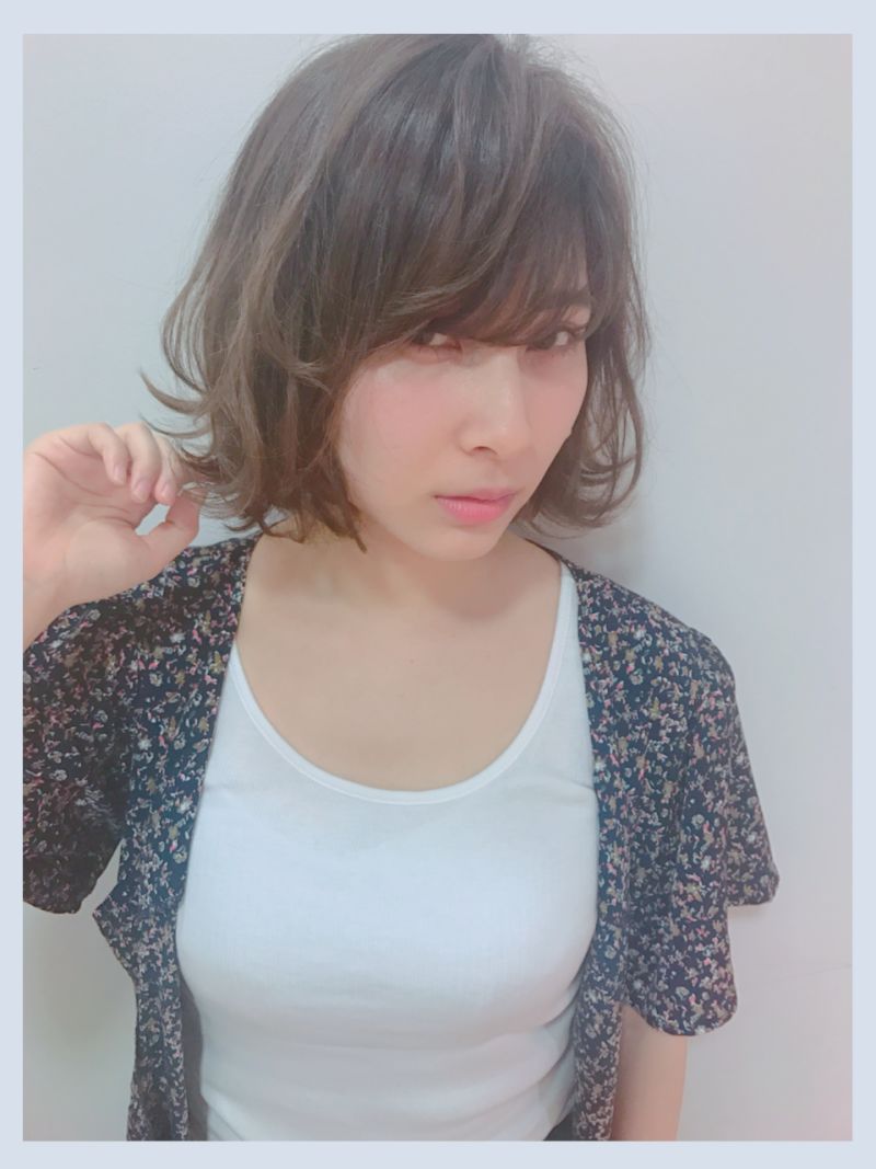 伸ばしかけボブ ヘアカタログ 美容室 Nyny Mothers Momoテラス 伸ばしかけボブ ヘアカタログ 美容室 Nyny Mothers Momoテラス