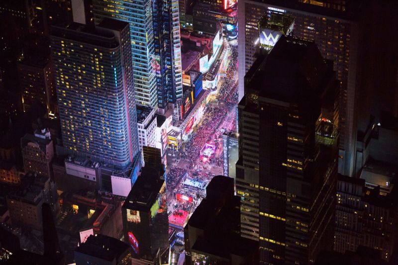 New Year's Eve Midnight - FlyNYON