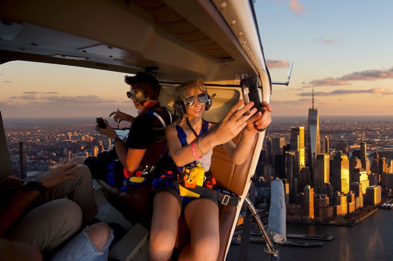 NYC HELICOPTER EXPERIENCE - FlyNYON