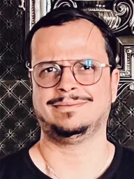ياسين غالب