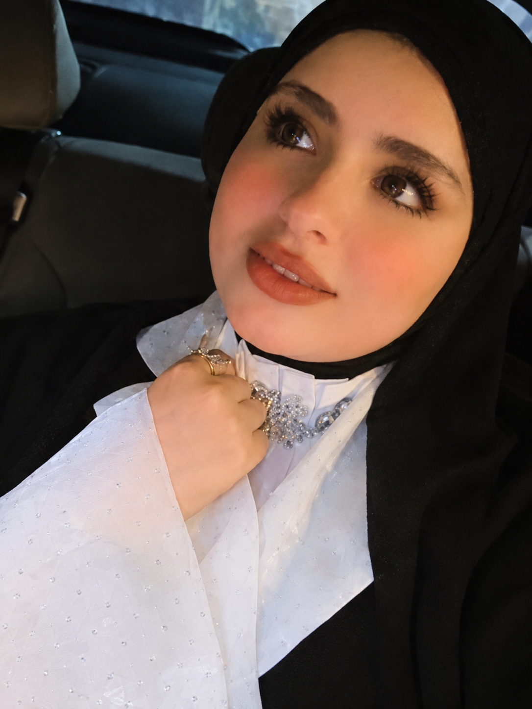 التأمّل الفلسفي والسخرية النفسية 
في كتاب "فلسفة المشاعر" لتبارك فاضل الأسدي