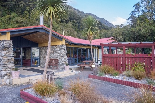 YHA Franz Josef Glacier