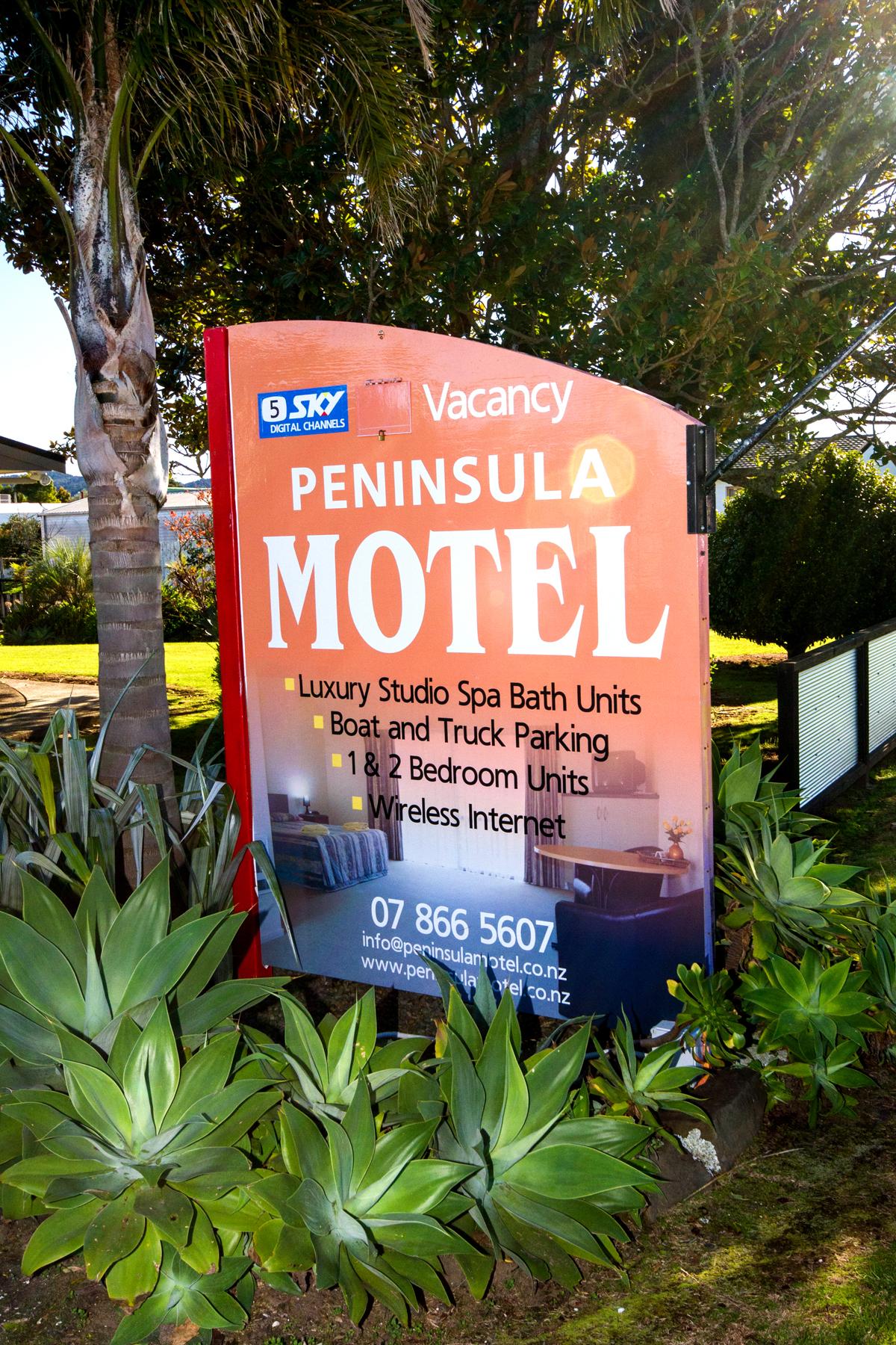 Peninsula Motel