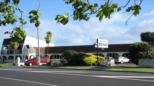 Riverside Motel