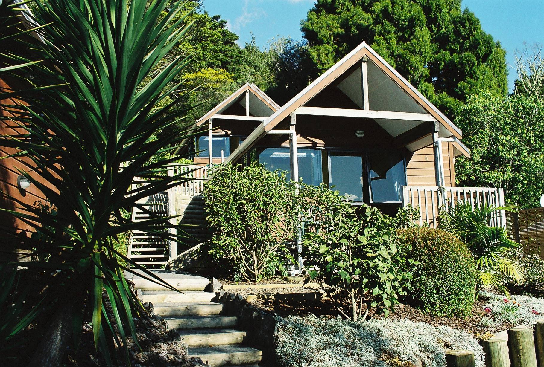 Bay Cabinz Motel