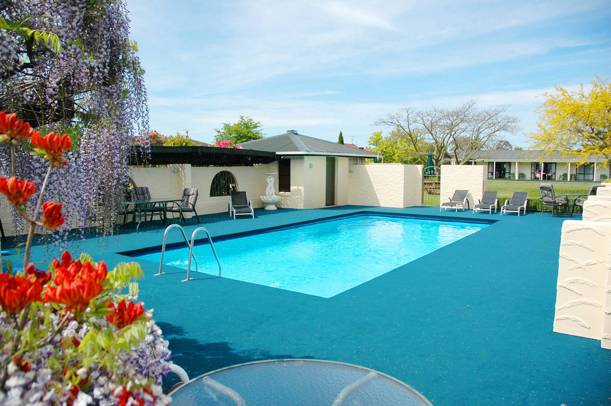 Equestrian Lodge Motel