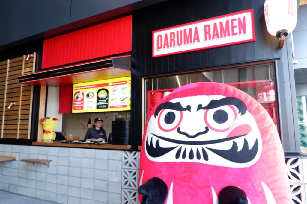 ラーメン、寿司、キッチンハンド、ホールスタッフ
