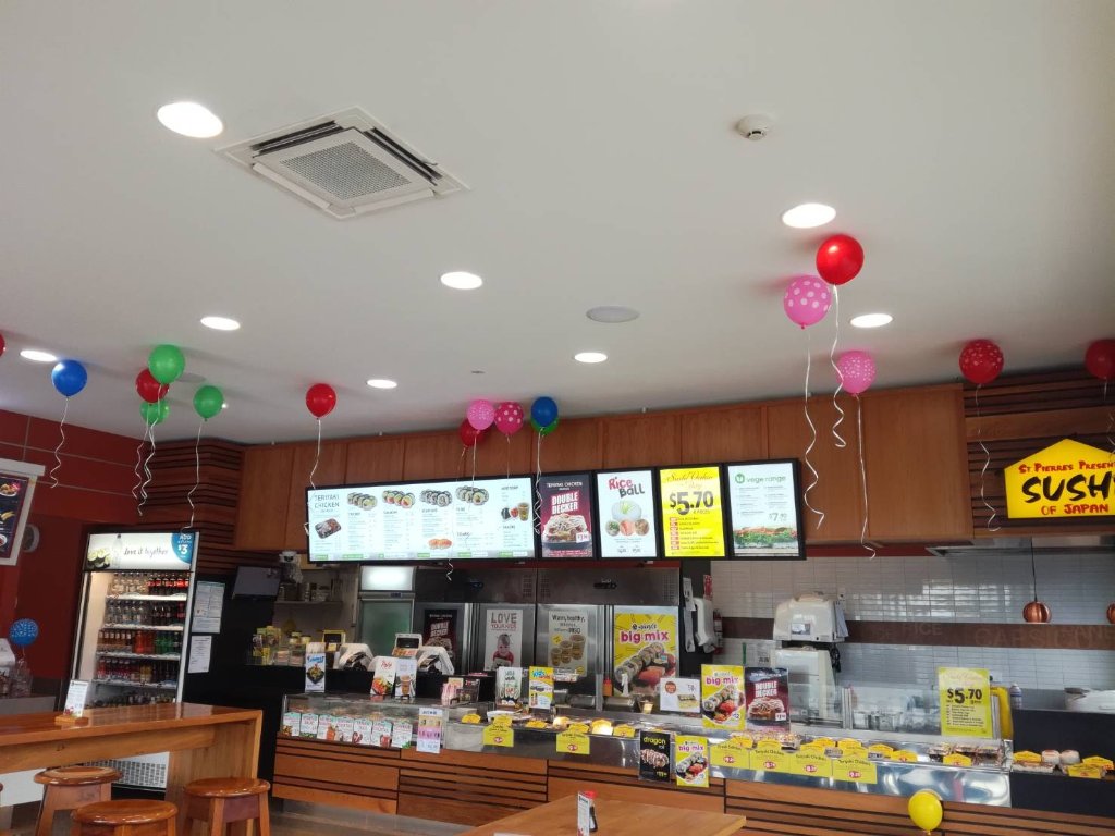 St Pierres Sydenham店　スタッフ募集