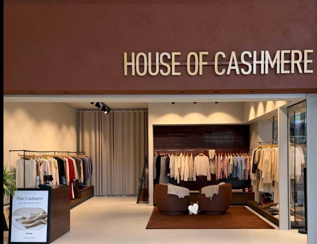 販売スタッフ募集|House of Cashmere