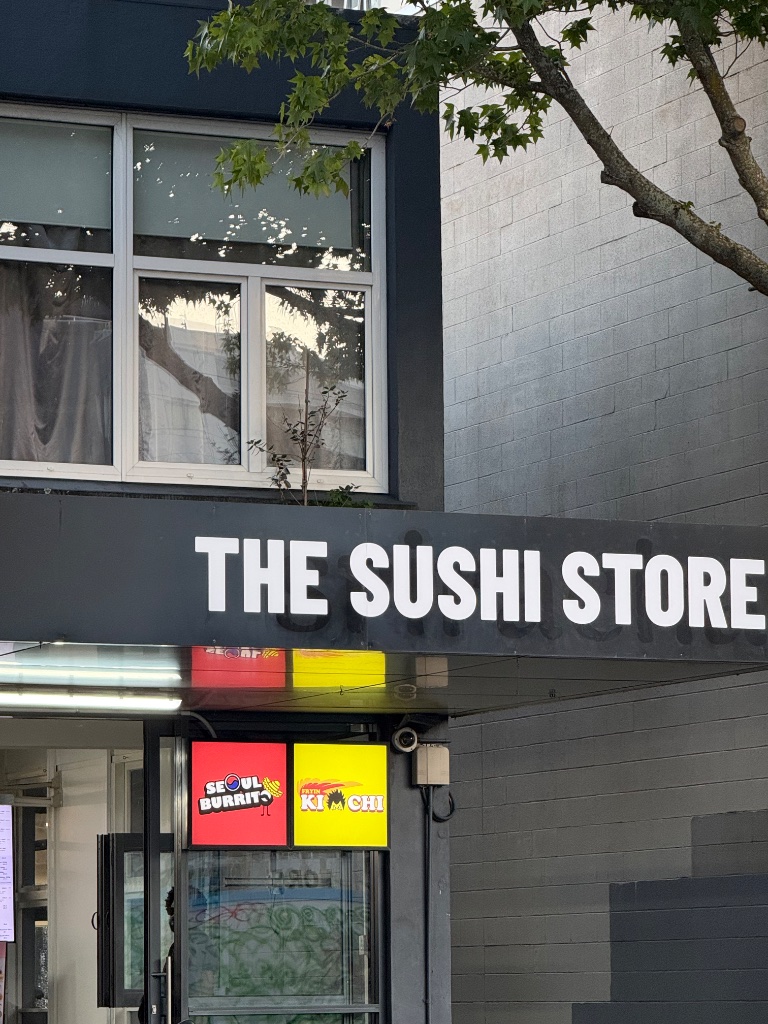 The Sushi Store – シェフ募集