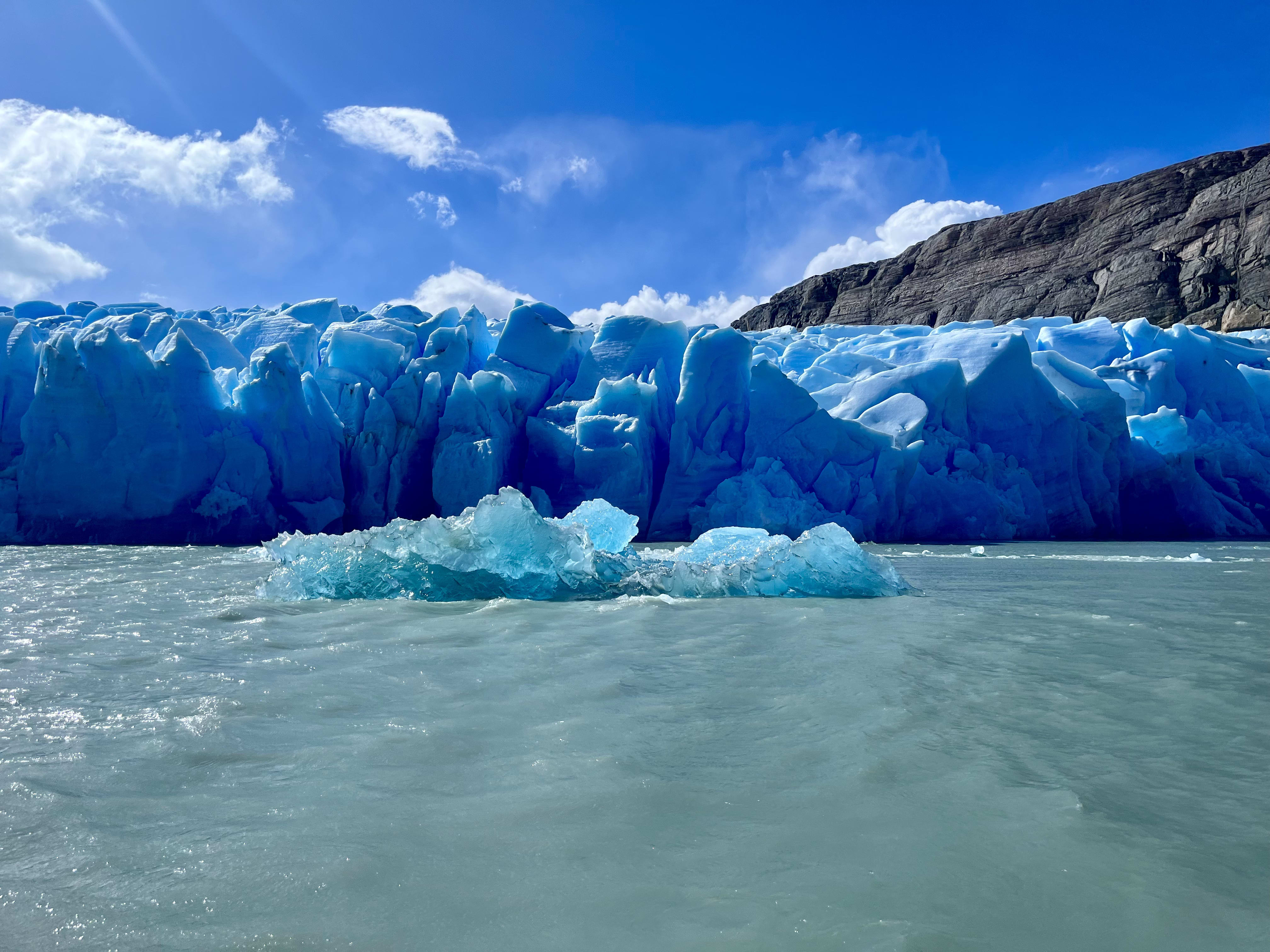 Dramatic Torres del Paine peaks