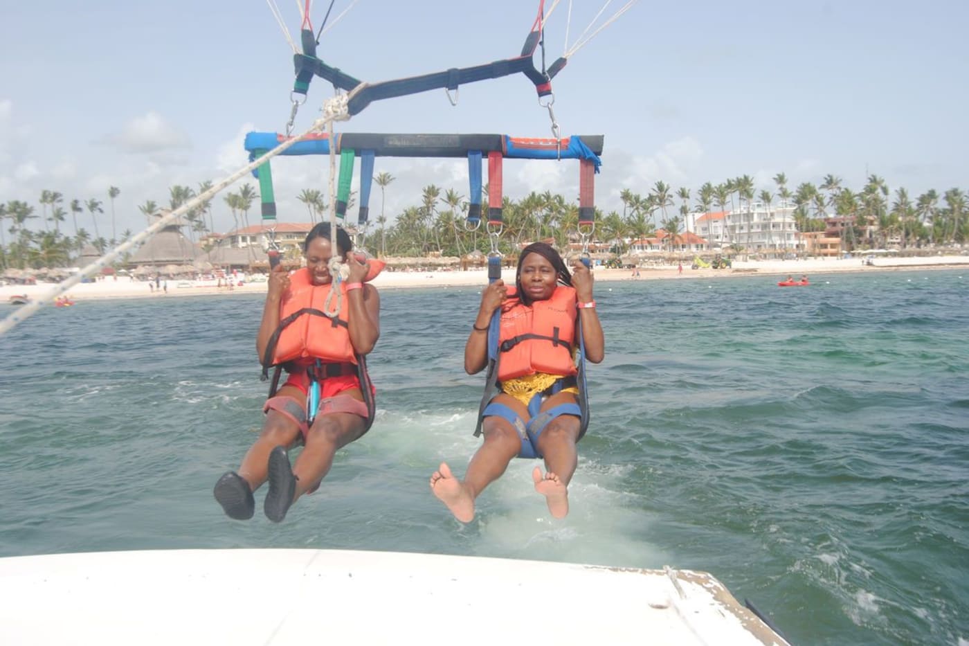 Parasailing Punta Cana – Solo, Tandem or Family Flight over Bávaro