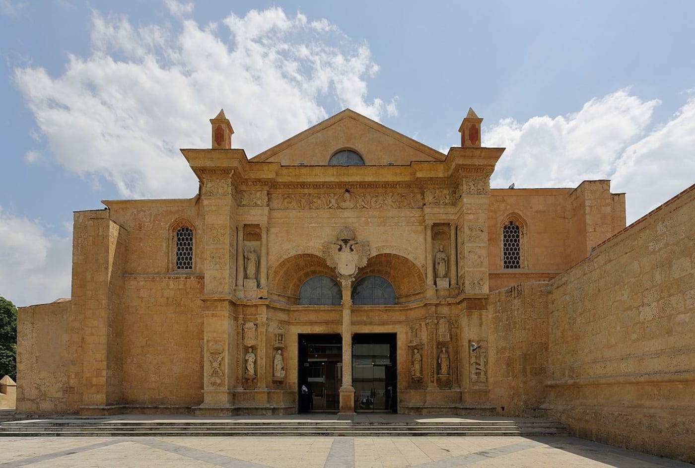 Santo Domingo Tour from Punta Cana – Colonial Zone Day Trip