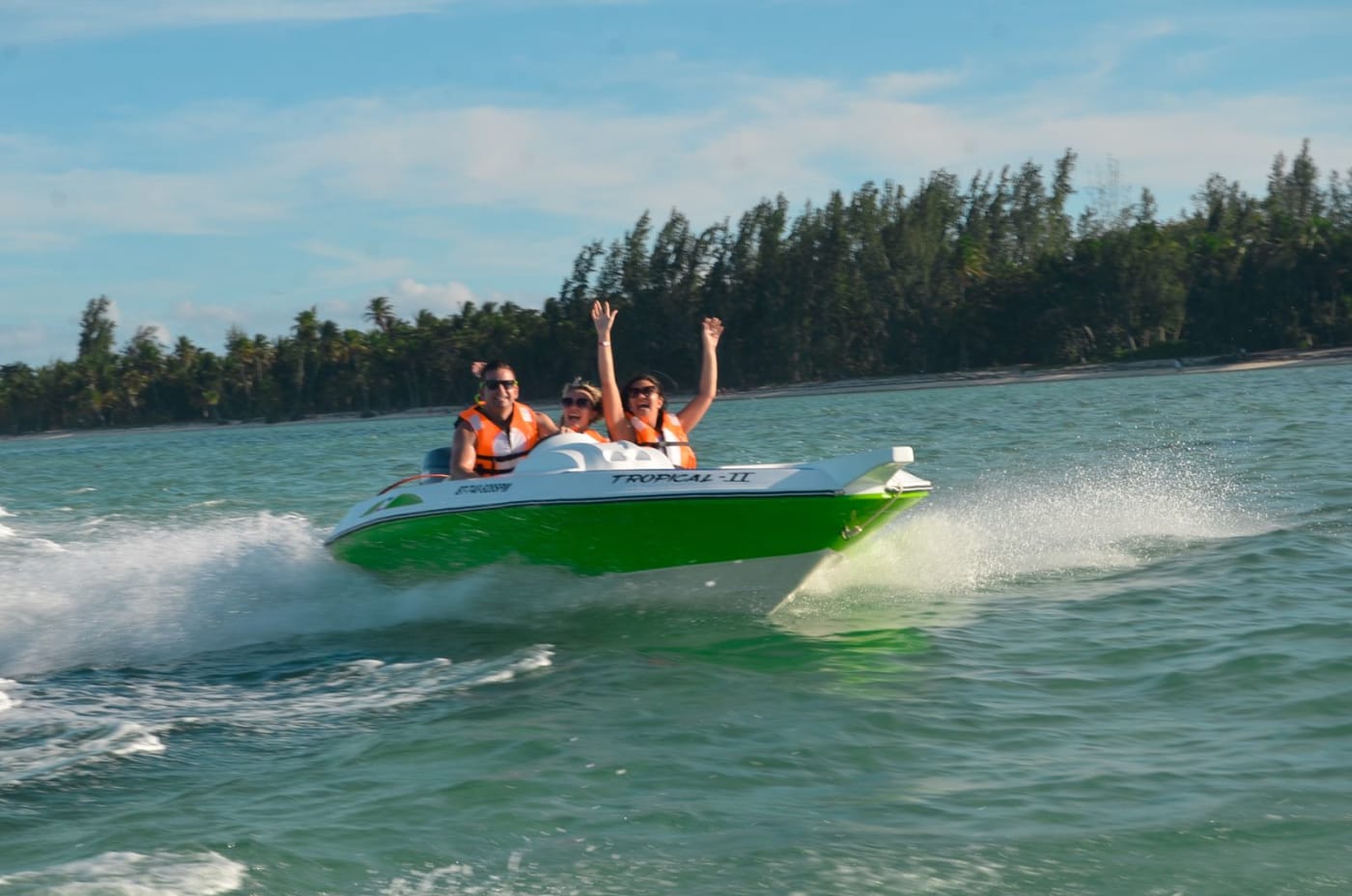 Speedboat Punta Cana – Drive Your Own Boat & Snorkel