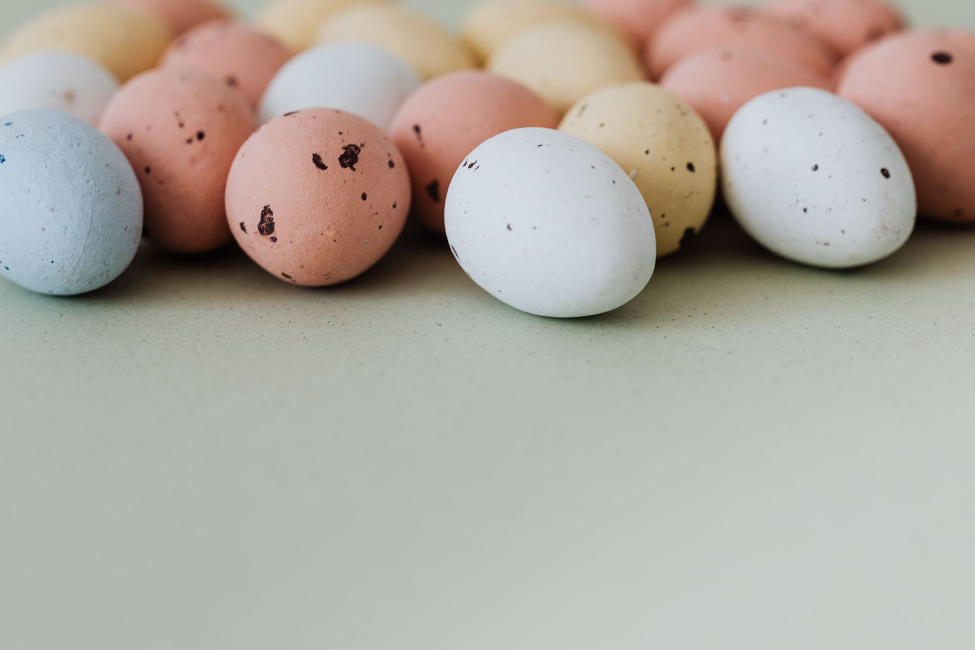Ostereierfarbe: So wählst du die richtige Eierfarbe