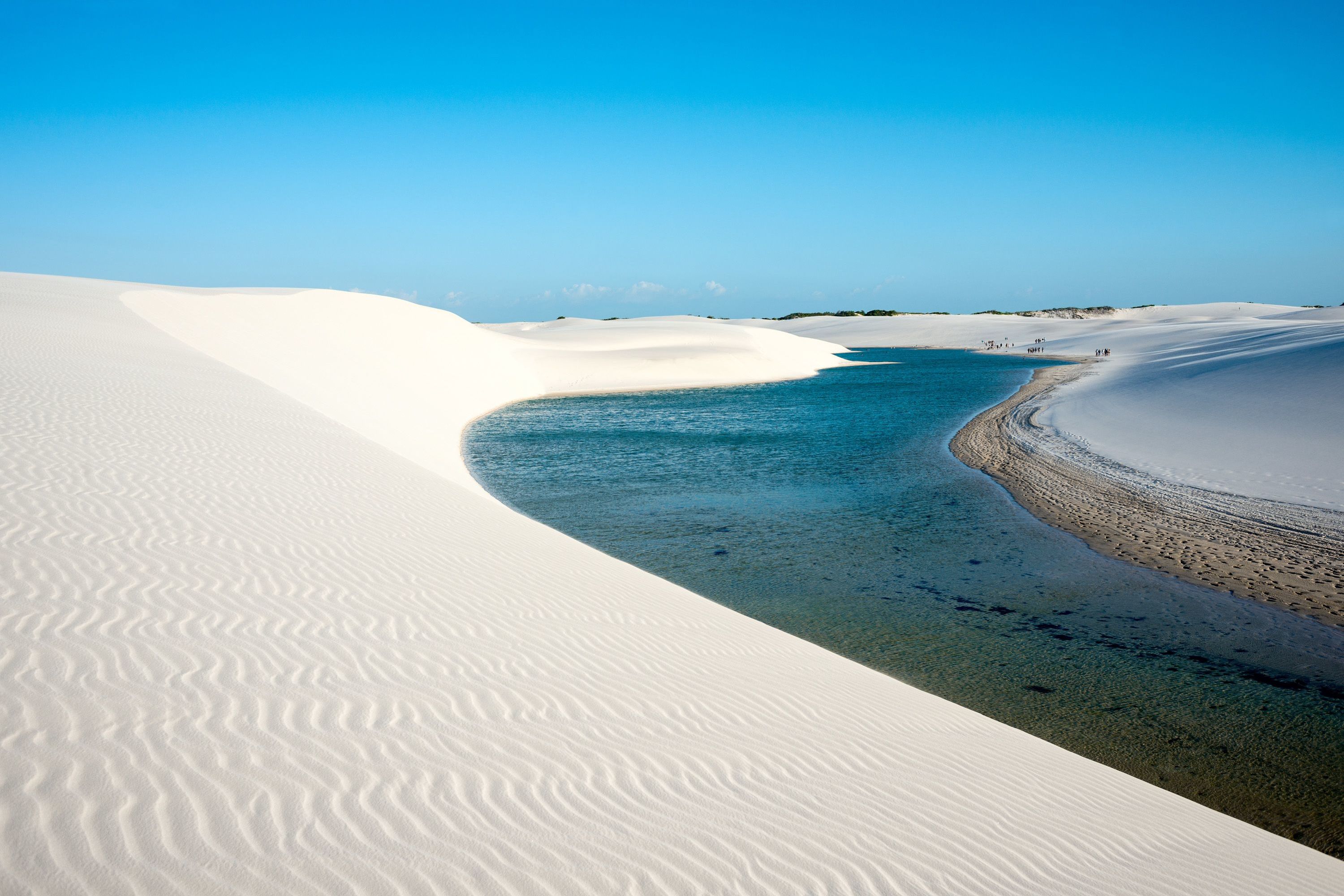 Dunes, Lagoons & Desert Trekking