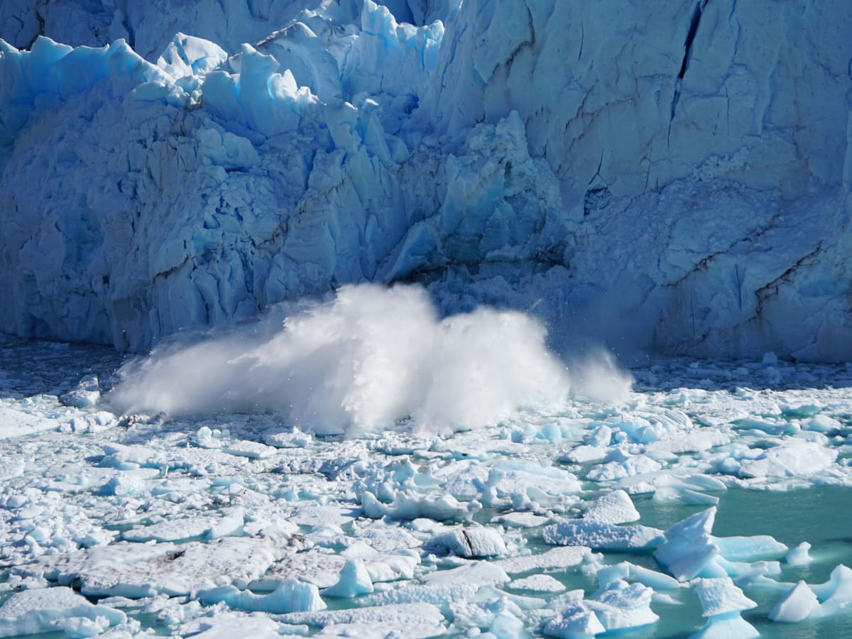 Perito Moreno Glacier with boat cruise