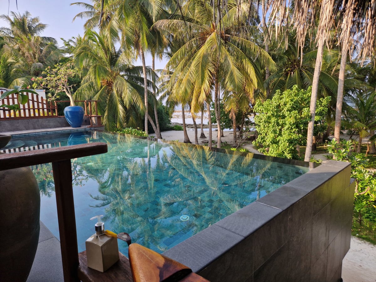Introducing Fulhadhoo Island