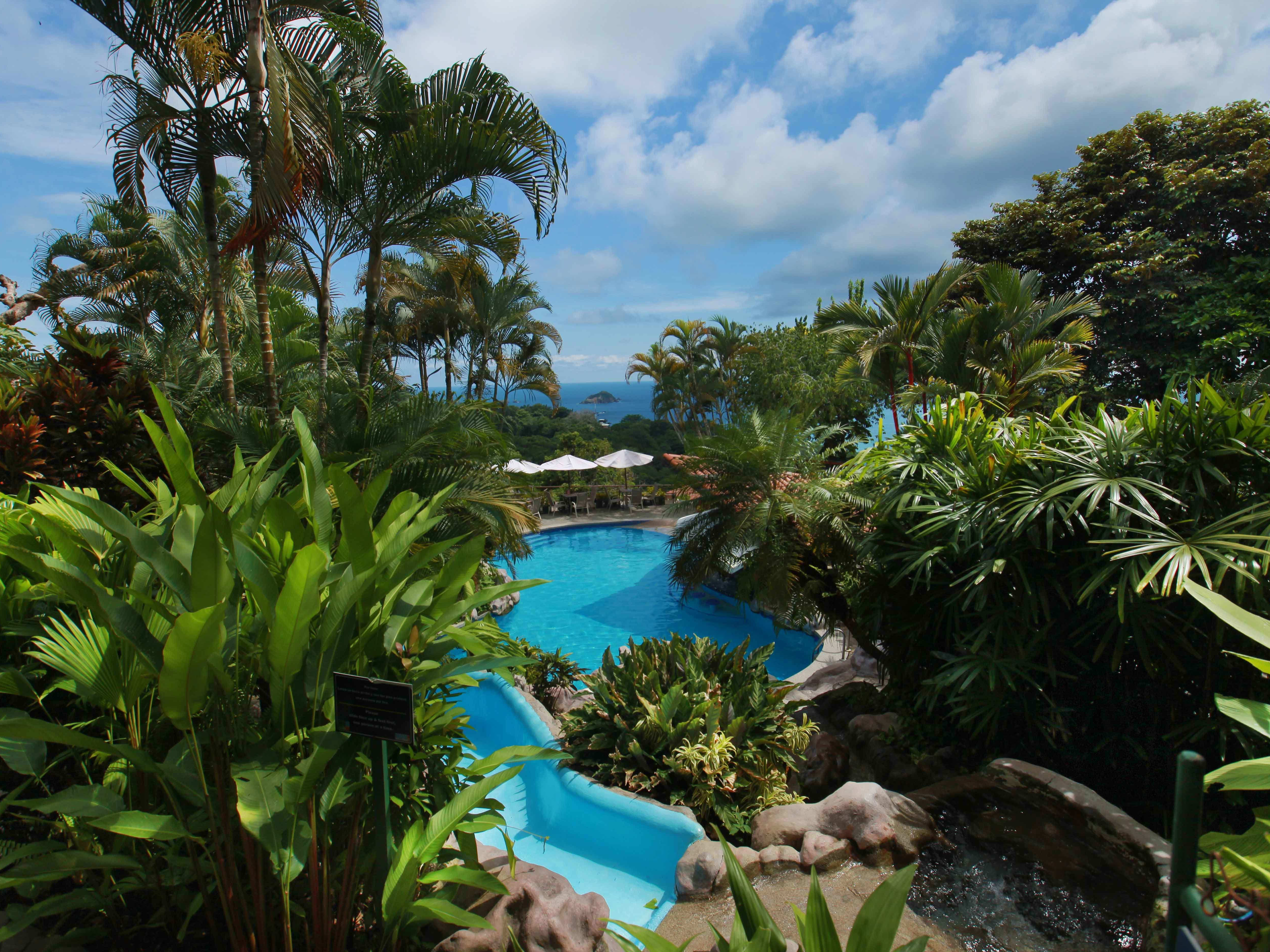 Si Como No Resort & Wildlife Refuge