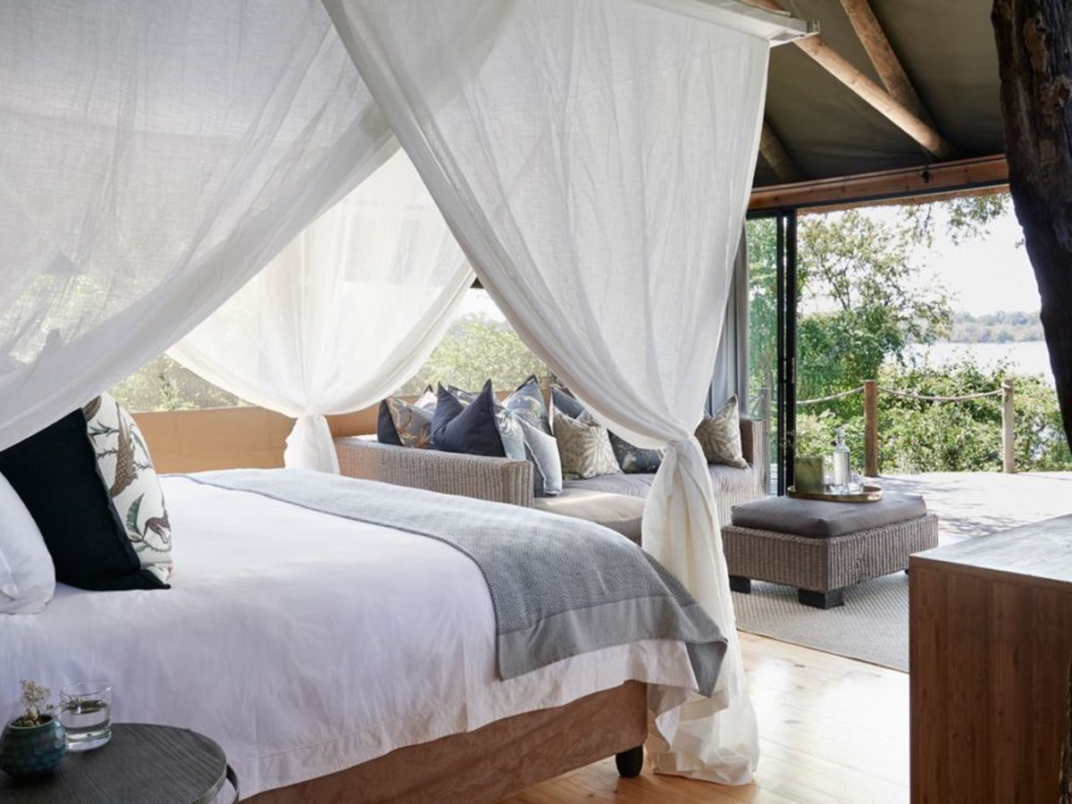 Victoria Falls River Lodge