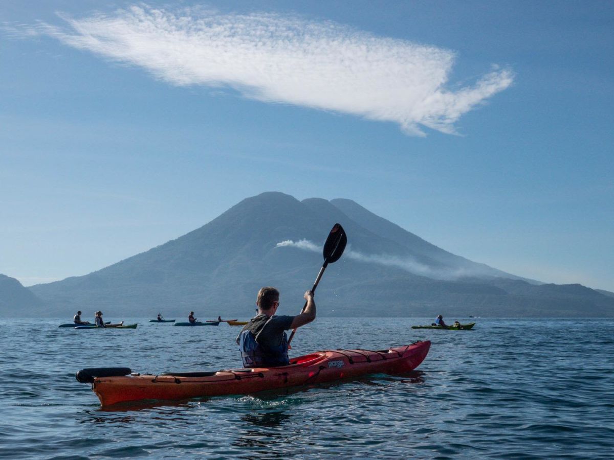 Kayak & Tzununa hike