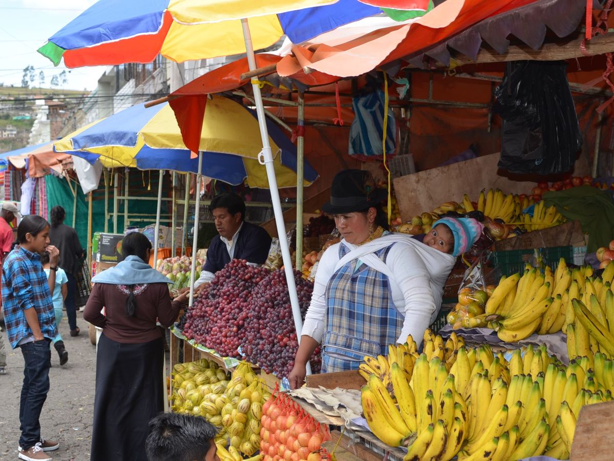 Village of the Highlands and Quito City Tour