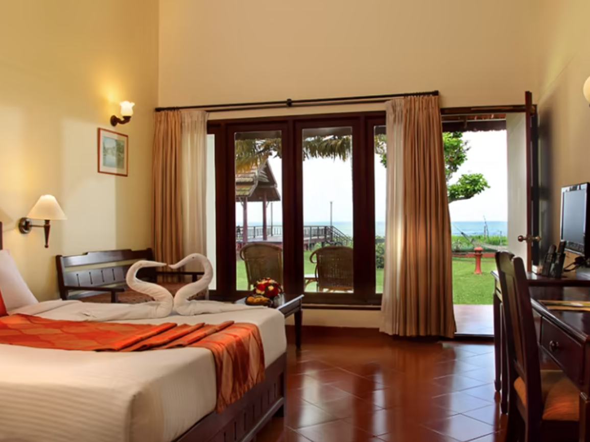 Abad Whispering Palms