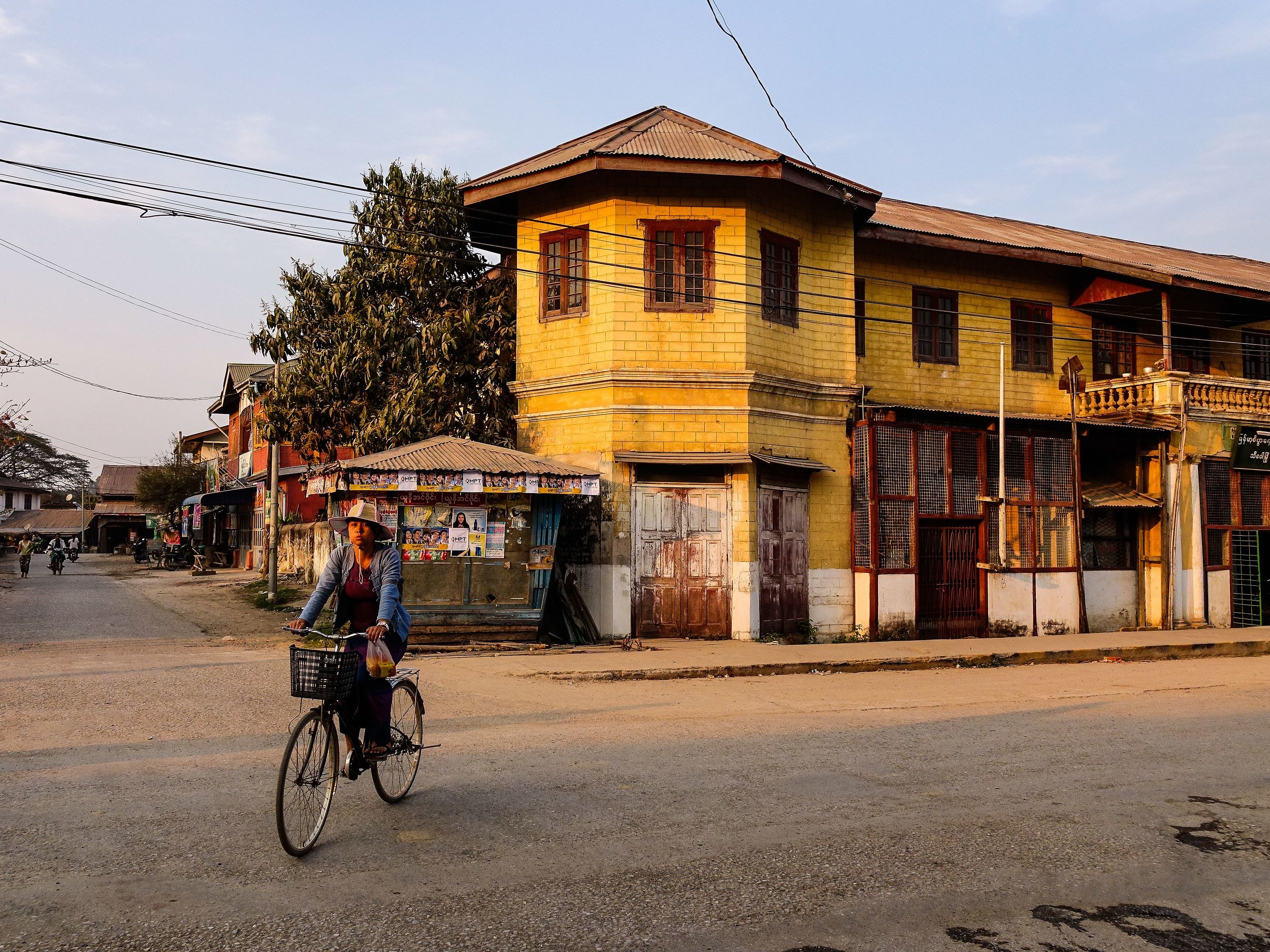 Yangon - Lashio - Hsipaw