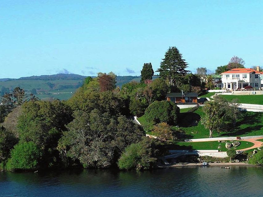 Peppers on the Point Lodge