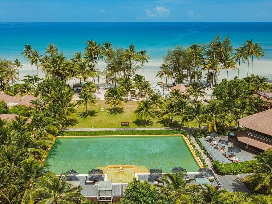 High Season Pool Villa & Spa