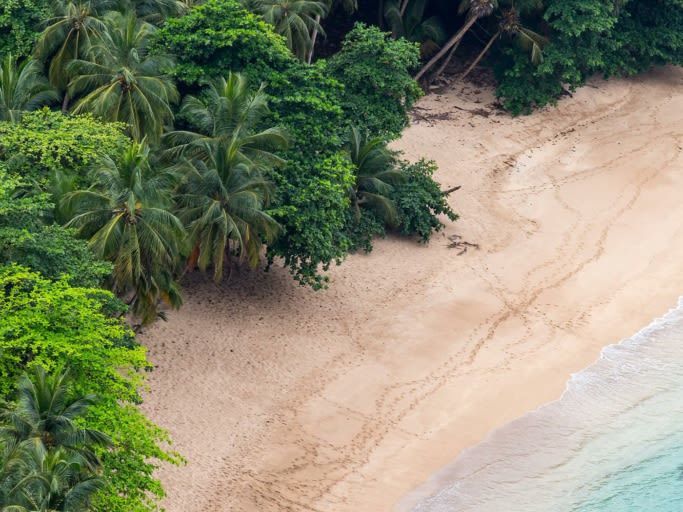 Exploring Sao Tome & fly to Principe