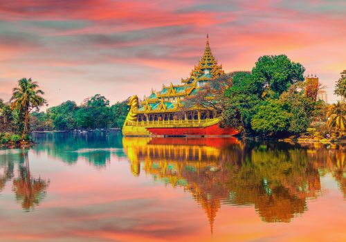 https://res.cloudinary.com/oasisapp/image/upload/c_fill%2Cf_auto%2Ch_350%2Cw_500/v1/1/myanmar/yangon-34710