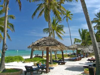 Breezes Beach Club & Spa