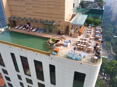 Hotel des Arts Saigon (Or Similar)