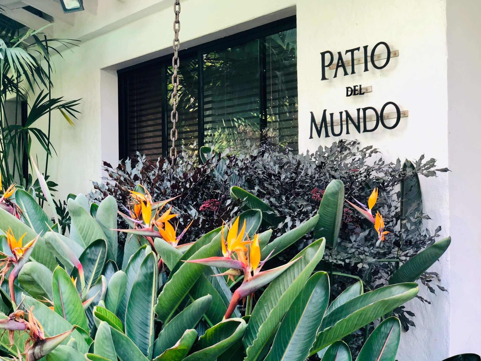 Patio del Mundo