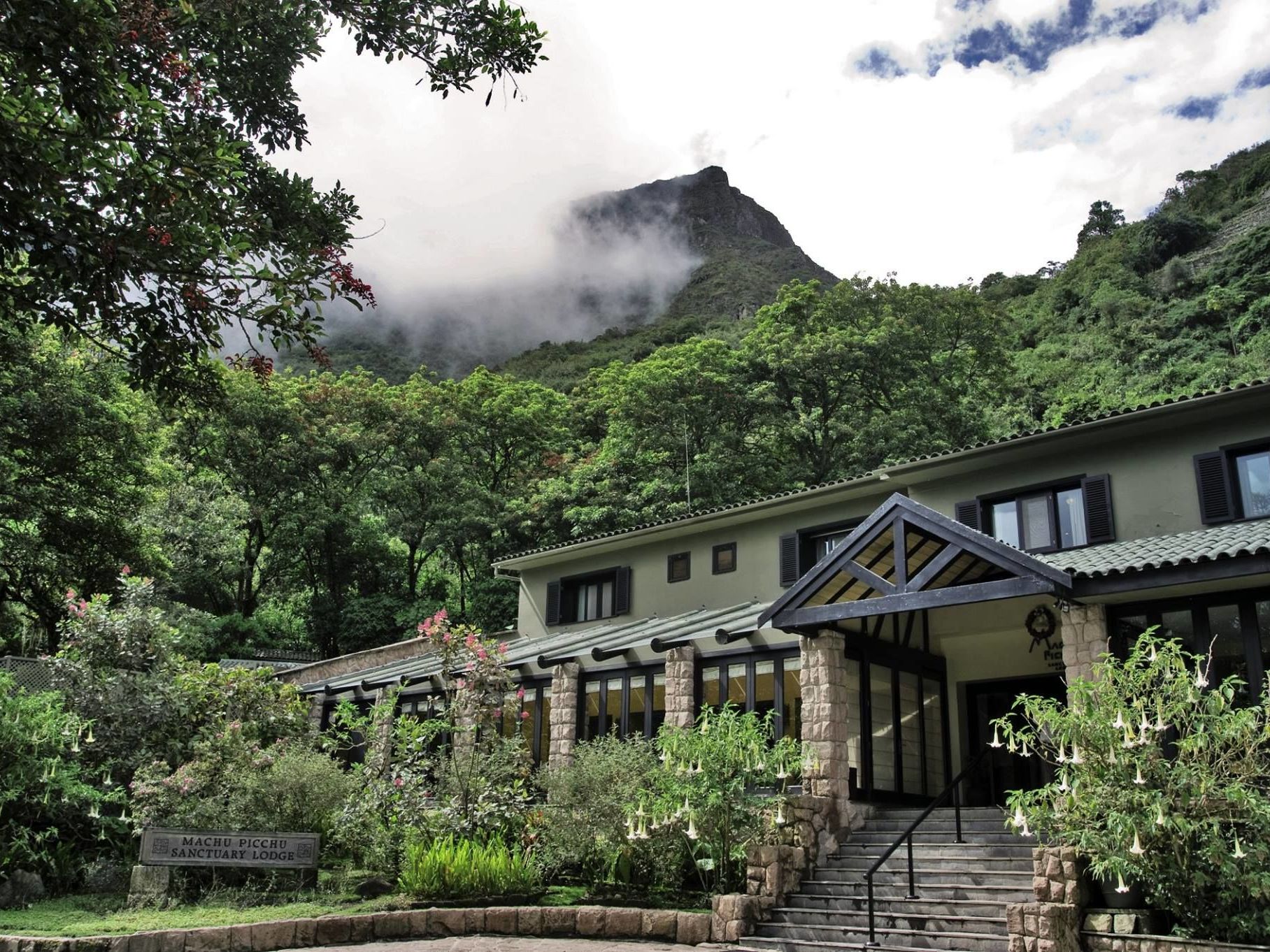 Belmond Machu Picchu Sanctuary Lodge