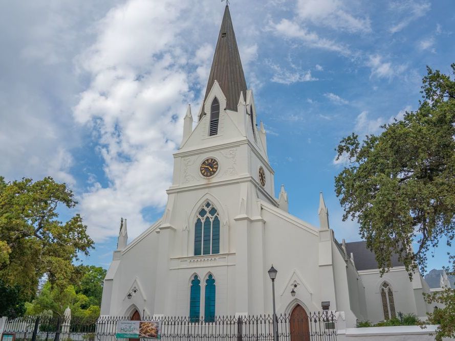 Franschhoek and Stellenbosch Art & Wine Tour (Full Day)