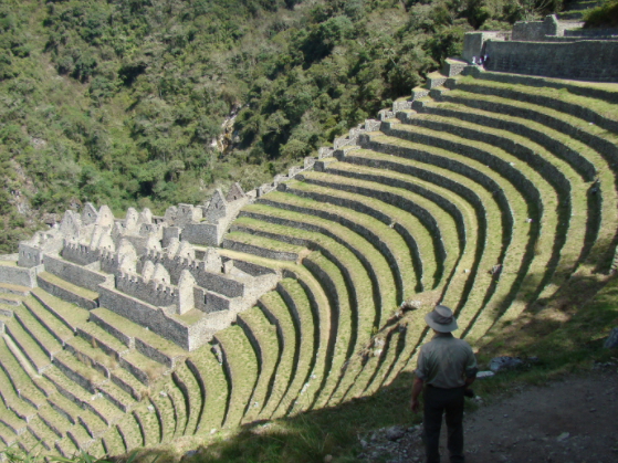 One-day Royal Inca Trek to Machu Picchu