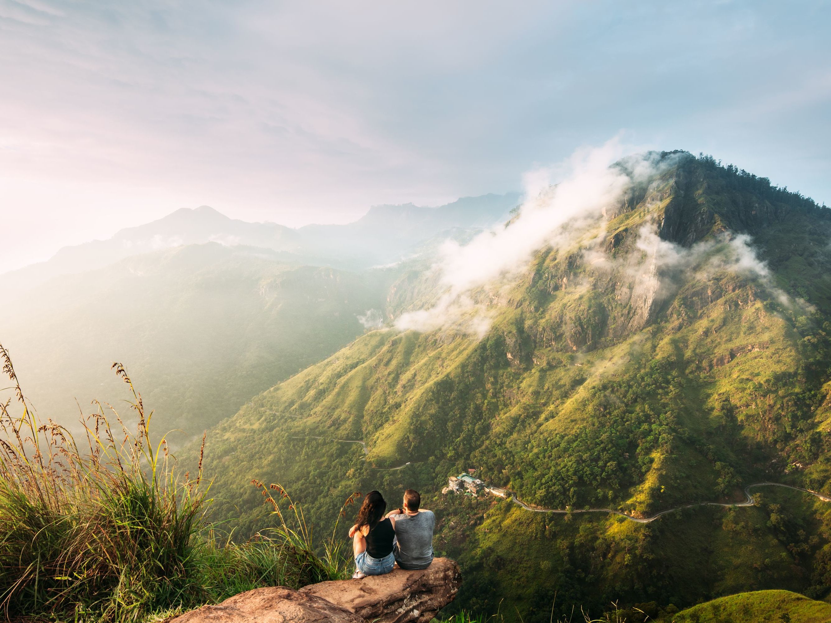 Hike to Mini Adams Peak and Visit 09 Arch Bridge and Ella Gap